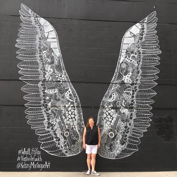 Meet your Posher, Kathy - Picture 1 of 1